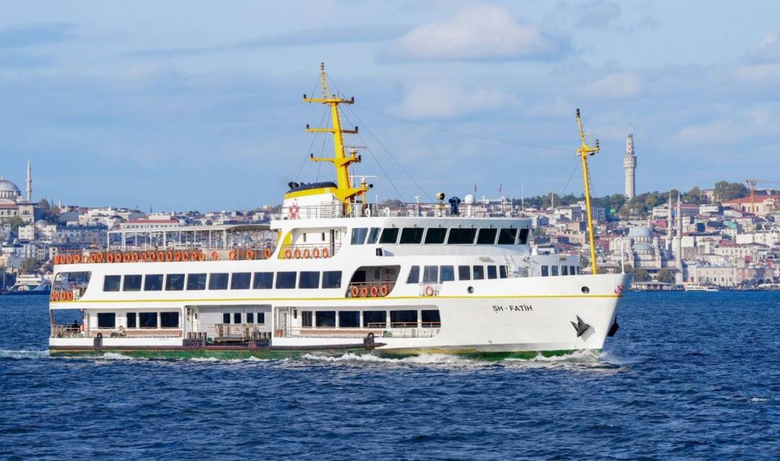 İBB, Şehir Hatları vapurlarında çay, simit ve tost hizmetlerinin kaldırılacağı