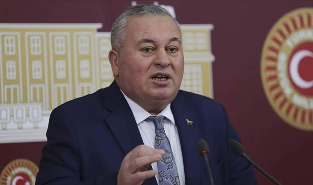 CHP’li Cemal Enginyurt, Murat Özarslan üzerinden yürütülen “sağcılık” eleştirilerine tepki