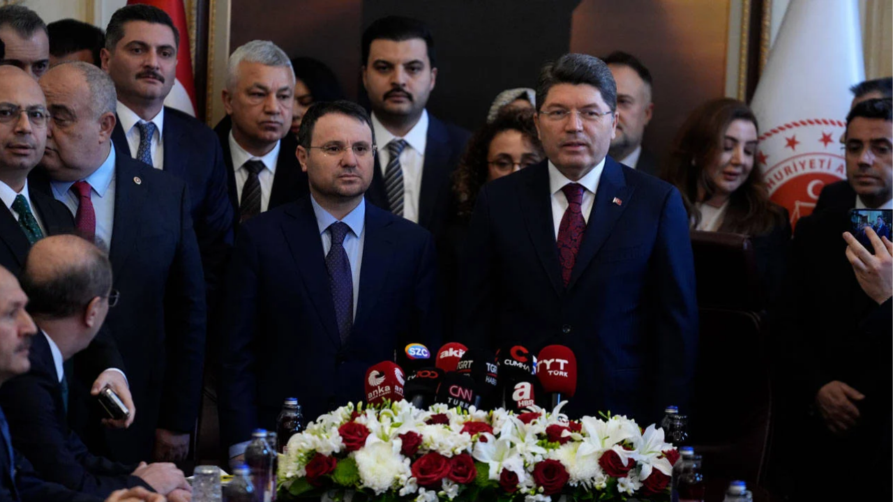 Akın Gürlek, Adalet Bakanlığı görevini devralmasının ardından yaptığı ilk açıklamada