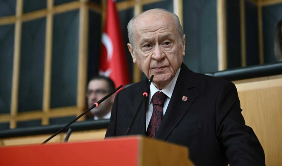 MHP Genel Başkanı Devlet Bahçeli, kabinedeki görev değişikliğine destek vererek