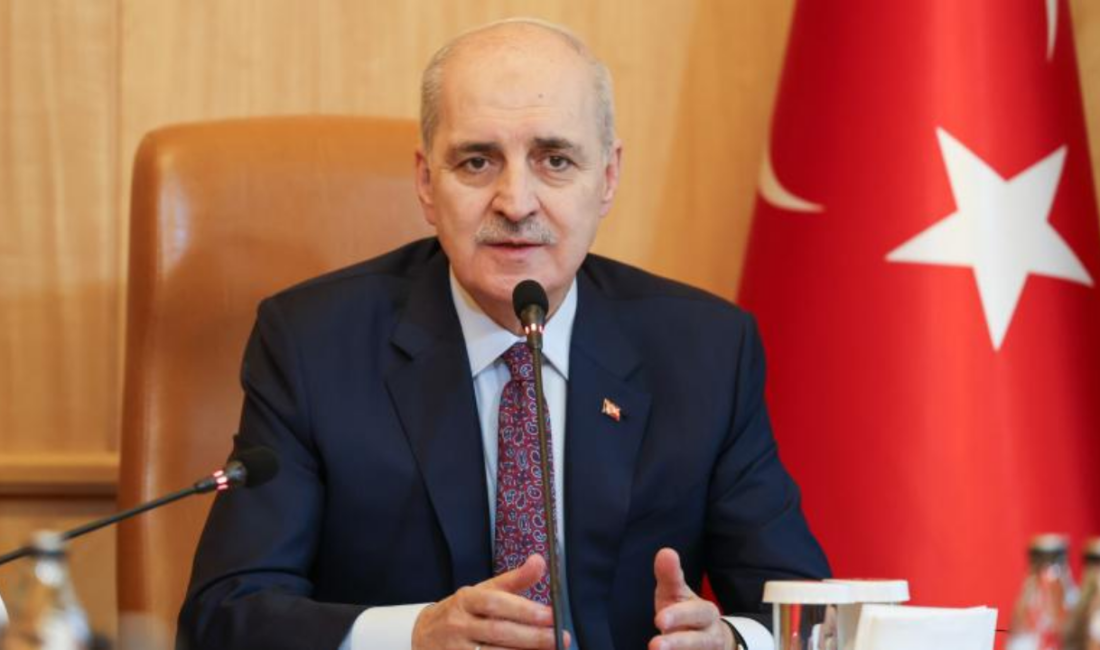 TBMM Başkanı Numan Kurtulmuş, bakanların yemin töreni sırasında CHP’nin kürsü