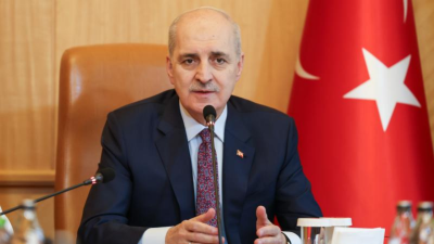 TBMM Başkanı Numan Kurtulmuş, bakanların yemin töreni sırasında CHP’nin kürsü