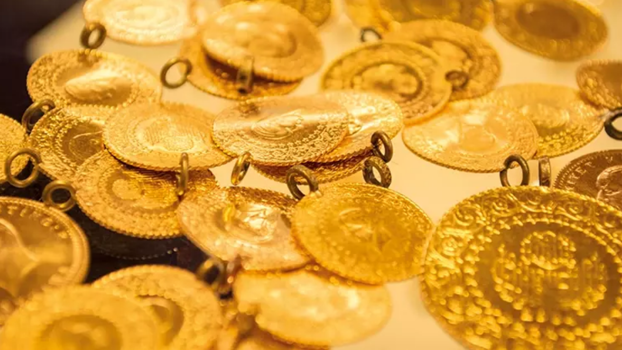 Haftanın ilk işlem gününde ons altın 5 bin doların altına