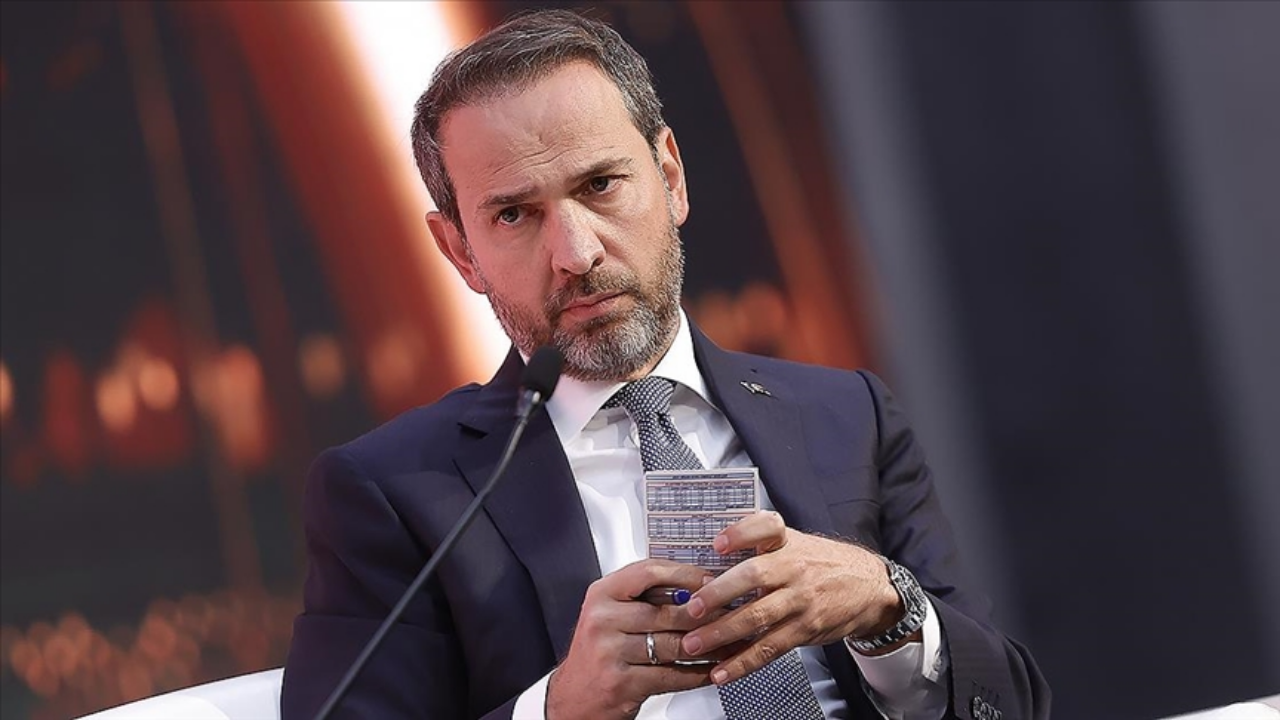 Enerji ve Tabii Kaynaklar Bakanı Alparslan Bayraktar, yükselen ekonomilerin enerji