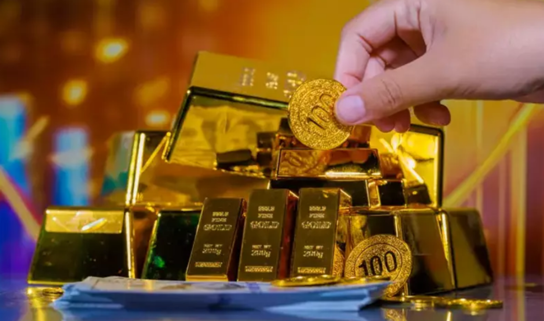 Uzmanlara göre merkez bankası alımları ve küresel belirsizlikler altını desteklemeyi