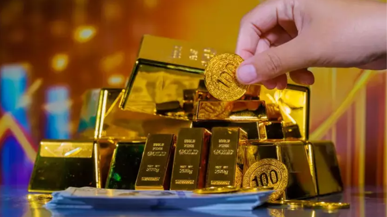 Uzmanlara göre merkez bankası alımları ve küresel belirsizlikler altını desteklemeyi