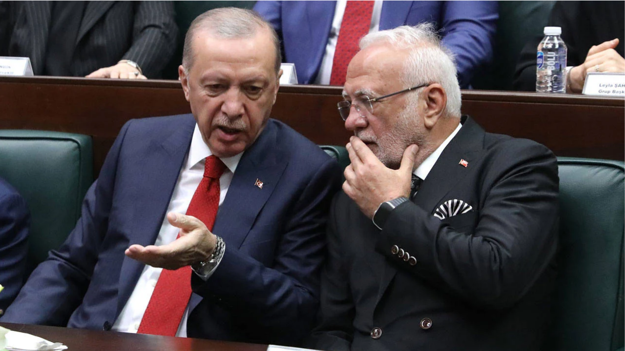 AK Parti Genel Başkan Vekili Mustafa Elitaş, seçimlerin öne alınması