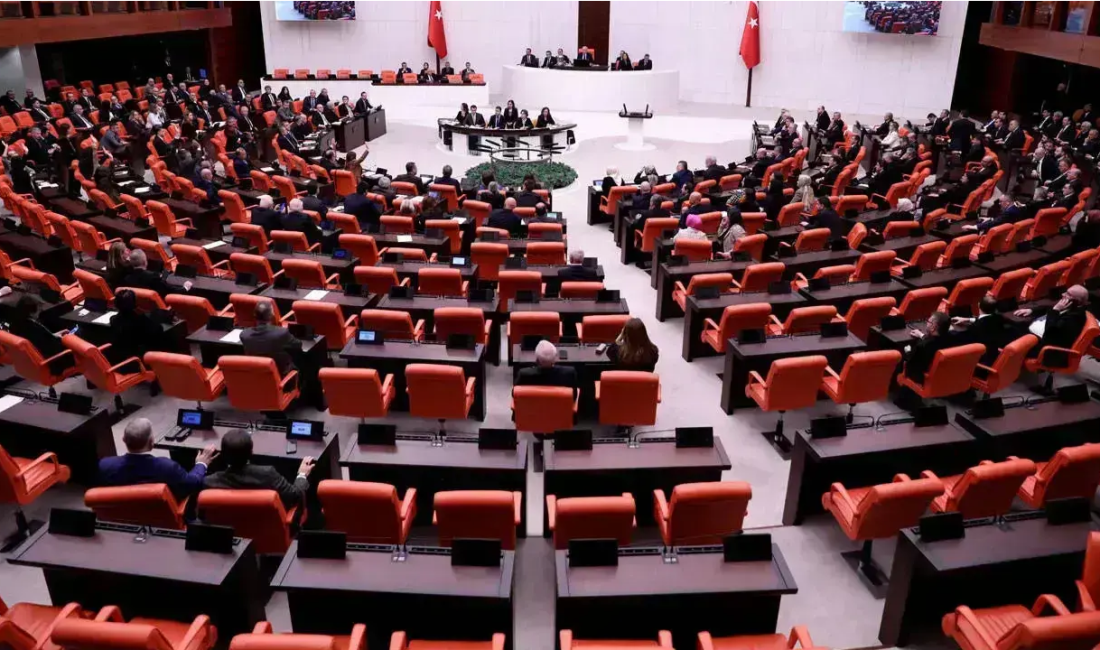 TBMM Genel Kurulu’nda Karayolları Trafik Kanunu’nda değişiklik teklifi görüşülmeye devam