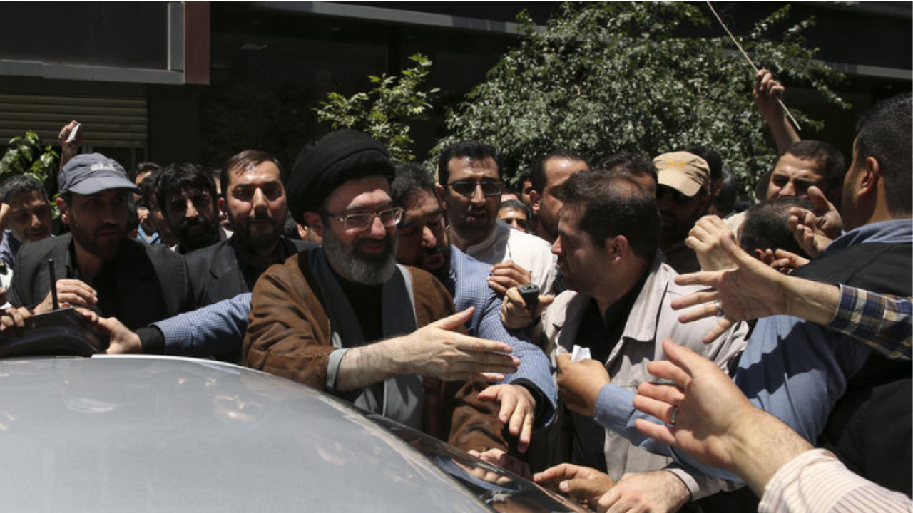İran dini lideri Ayetullah Ali Hamaney'in ABD-İsrail saldırılarında öldürülmesinin ardından