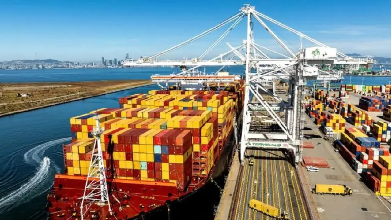 Ticaret Bakanı Ömer Bolat, Avrupa Birliği ile yürütülen ekonomik ve