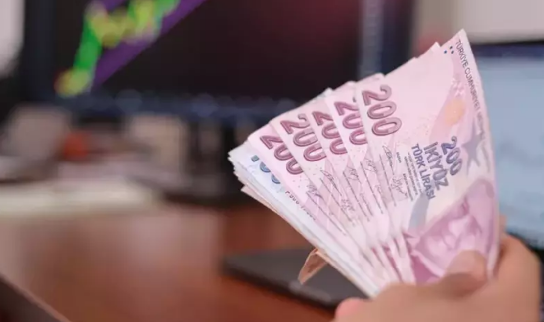 Bayram öncesi bankalar arasındaki rekaret kızıştı. Kamu ve özel bankalar,