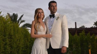 Sinem Kobal, evliliklerinin 10. yılı dolayısıyla düğün gününe ait romantik
