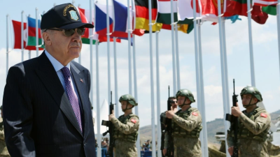 Cumhurbaşkanı Recep Tayyip Erdoğan, İzmir'de düzenlenen EFES-2026 Tatbikatı'nın Seçkin Gözlemci
