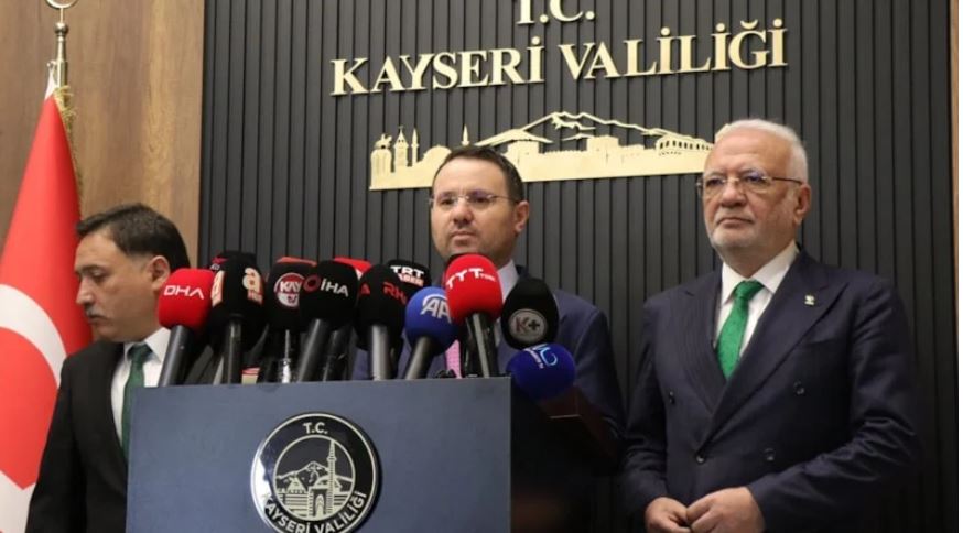 Akın Gürlek, Kayseri’de yaptığı açıklamada Türkiye’nin yeni ve sivil bir