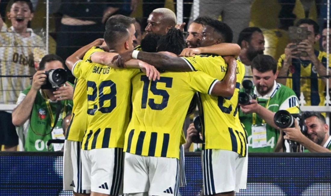UEFA Şampiyonlar Ligi'nde lig aşamasına kalmak için ilk sınavına çıkan