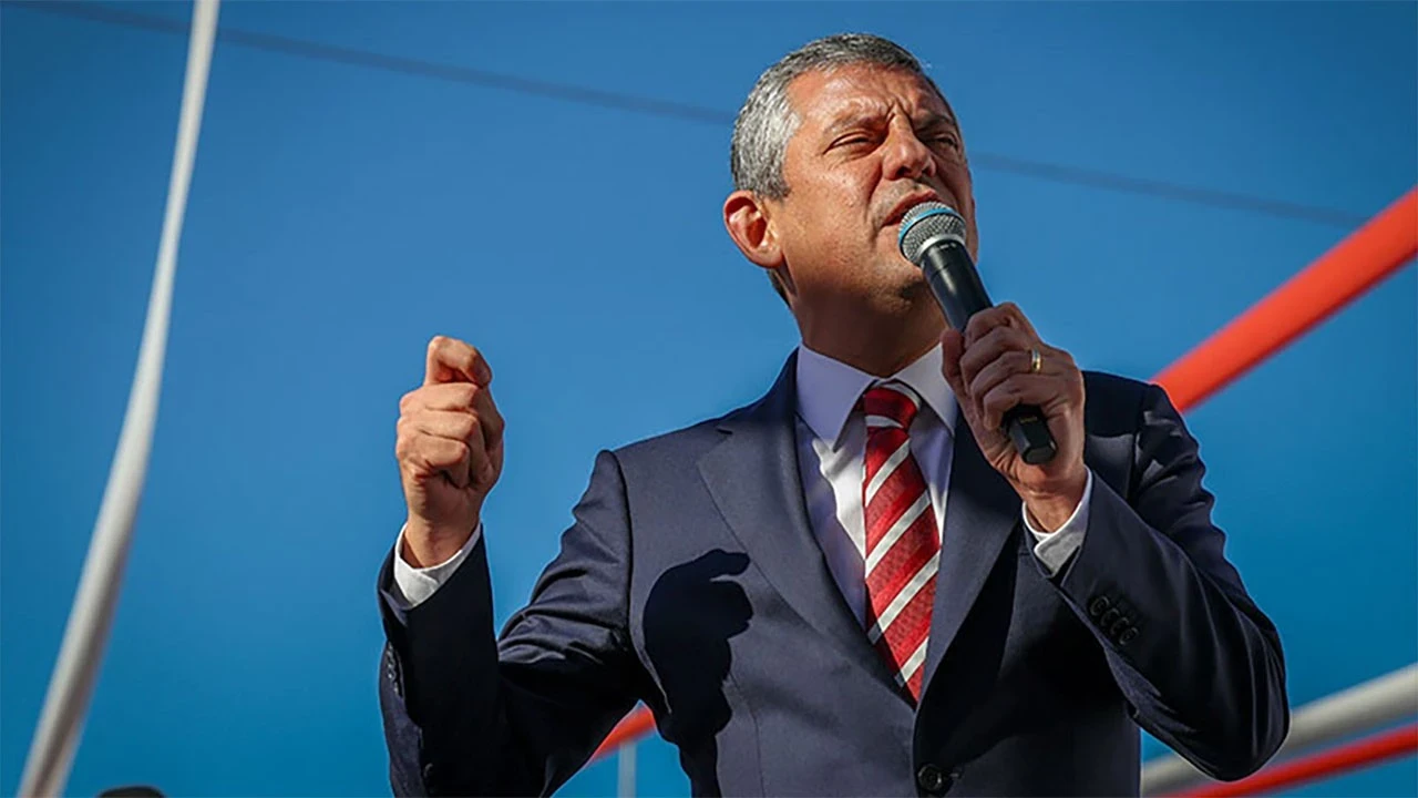 CHP'ye veda eden Özgür Özel, yeni partinin kuruluş takvimini netleştirdi.