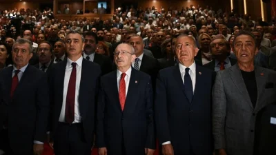CHP İstanbul İl Başkanı Gürsel Tekin, partisinin üye katılım törenine