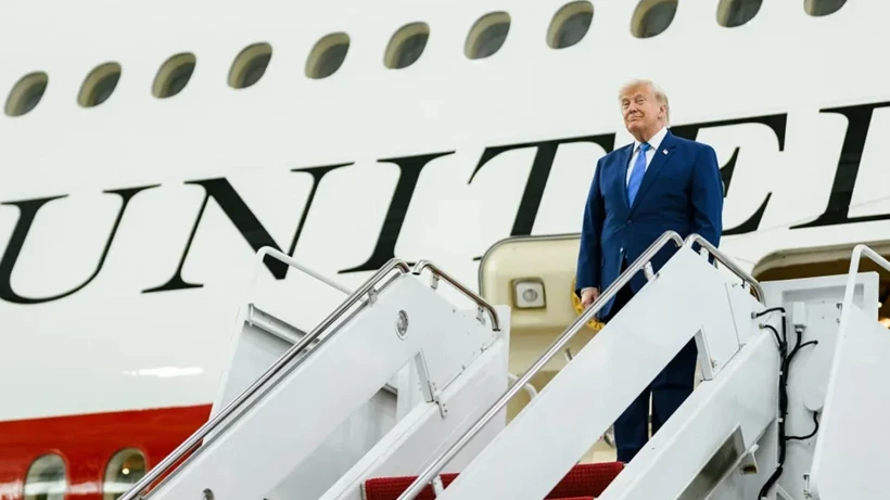 ABD Başkanı Donald Trump'ın NATO Zirvesi için geldiği Ankara'dan dönüşünde,
