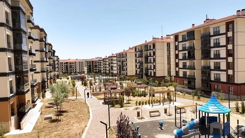 Hükümet, dar ve orta gelirli vatandaşların barınma sorununu kökünden çözmek