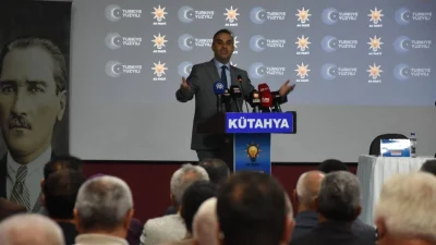 Sanayi ve Ticaret Bakanı Mehmet Fatih Kacır, Kütahya’da katıldığı AK