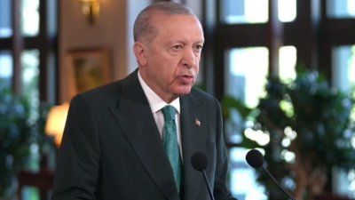 Cumhurbaşkanı Recep Tayyip Erdoğan, Trabzon'da düzenlenen 23. İmam Hatipliler Kurultayı'na