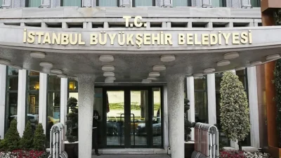 İstanbul Büyükşehir Belediyesi’ne yönelik soruşturma kapsamında sabah saatlerinde eş zamanlı