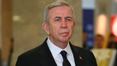 Ankara Büyükşehir Belediye Başkanı Mansur Yavaş, Cumhuriyet Halk Partisi üyeliğinden