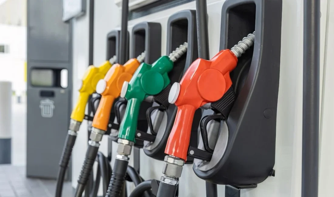 Petrol piyasalarındaki jeopolitik gelişmeler akaryakıt fiyatlarını etkilemeye devam ederken, motorine
