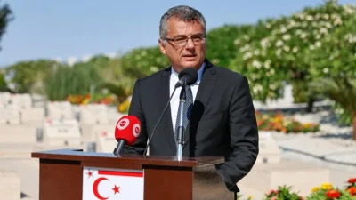 KKTC Cumhurbaşkanı Erhürman, kayıp yakınlarıyla buluştu. Derinlikteki hedefe ulaşmak için