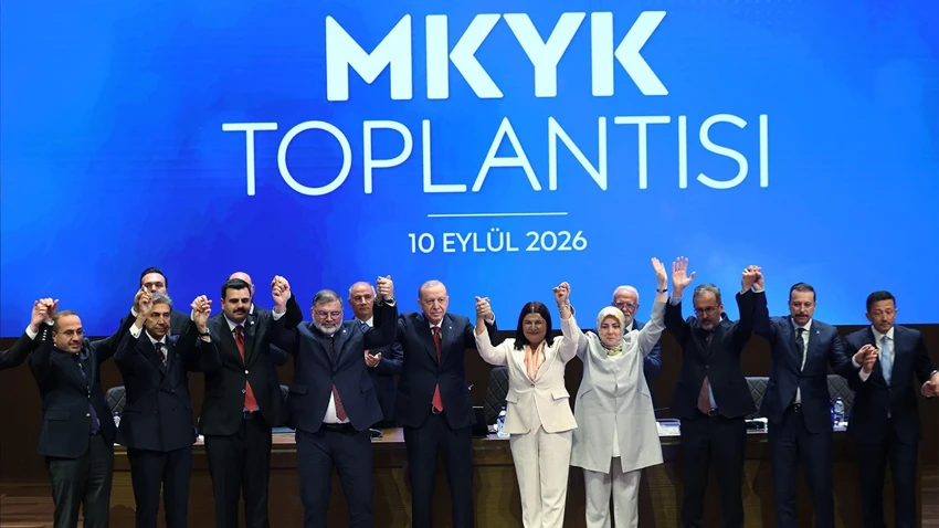 Ankara kulisleri, 1 Ekim'de başlayacak yeni yasama yılı öncesinde hareketlendi.