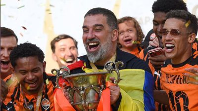 Ukrayna ekibi Shakhtar Donetsk'i çalıştıran Arda Turan, A Milli Takım